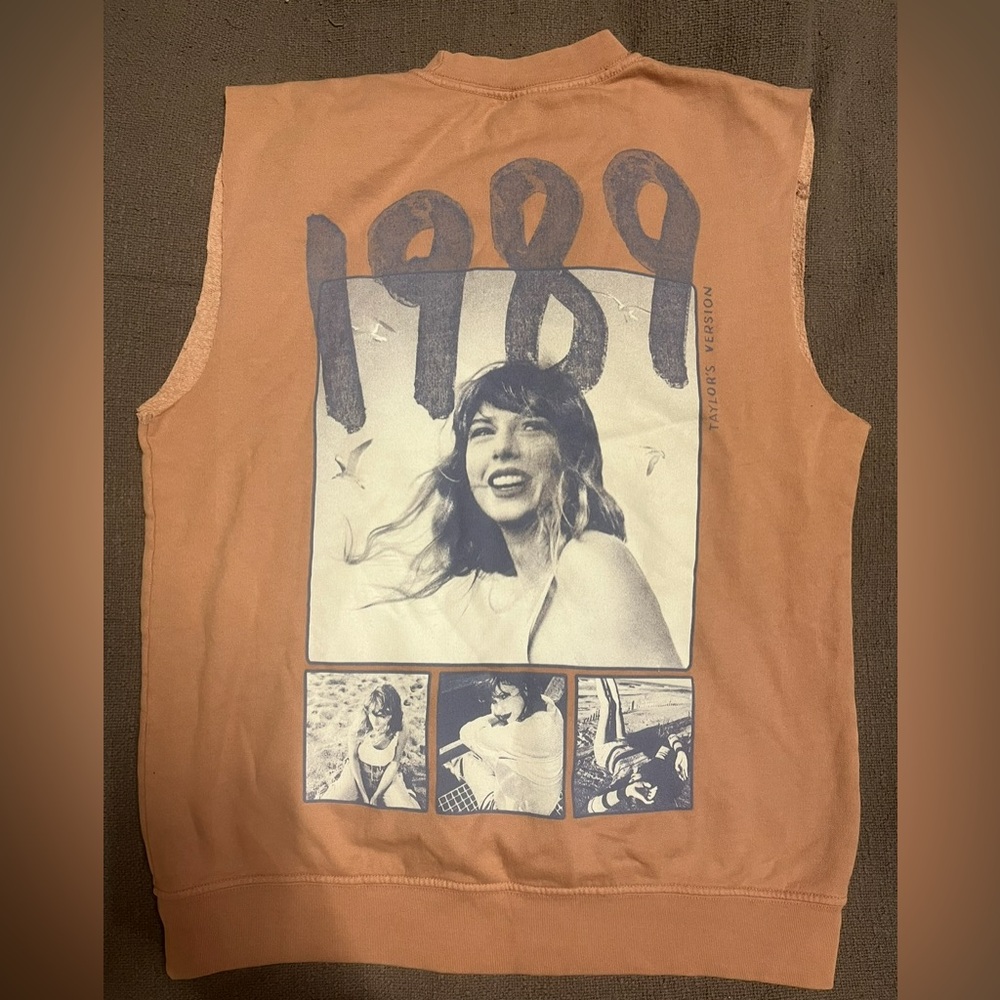 Taylor Swift 1989 Graphic Vest in Brown and Black